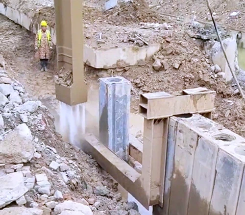 Lub suab ntsiag to tsim: Dav Hlau Dej Kub Drilling rau Piling